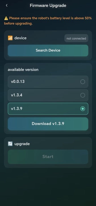 Cynus Chess app firmware upgrade screen with device search and version options